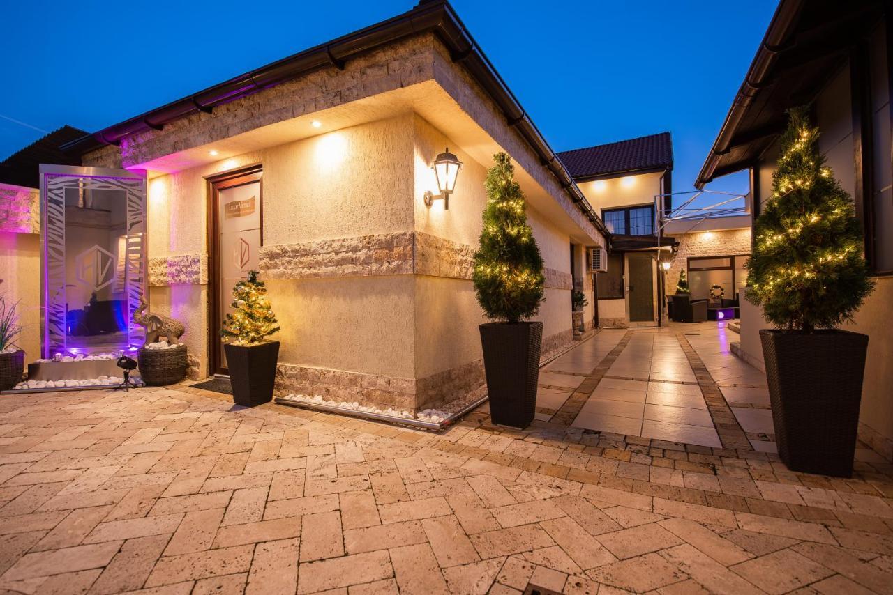 H & V Residence - Diamond Bungalow Apartment アラド エクステリア 写真