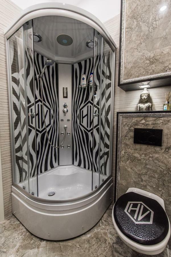 H & V Residence - Diamond Bungalow Apartment アラド エクステリア 写真